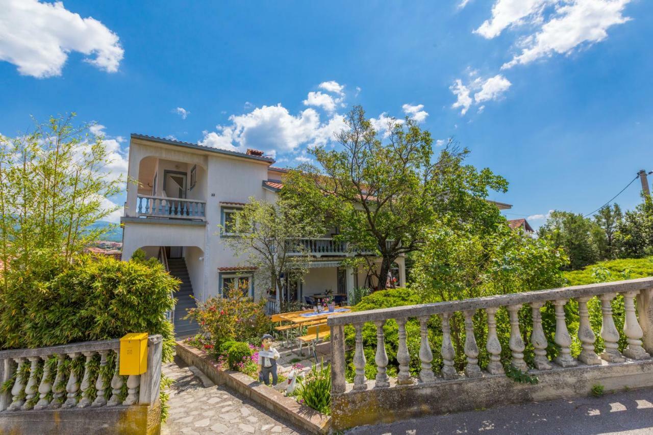 Apartments Marica Novi Vinodolski Exterior foto